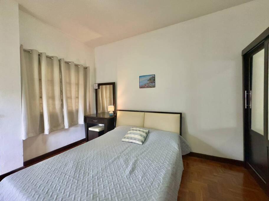 2 Room Apartment In The Old Town Chiang Mai Luaran gambar