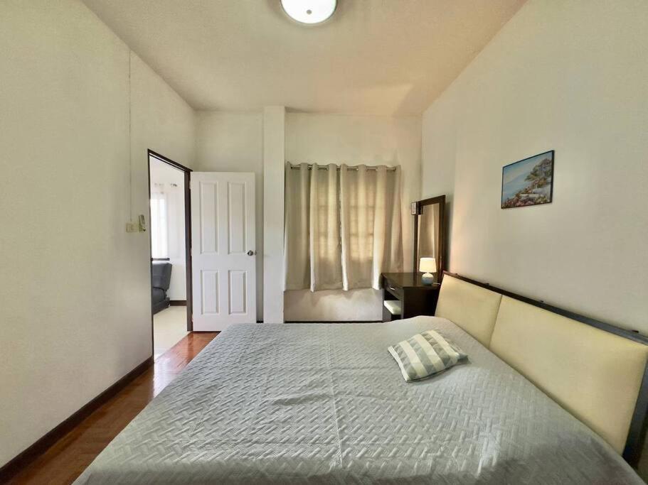2 Room Apartment In The Old Town Chiang Mai Luaran gambar